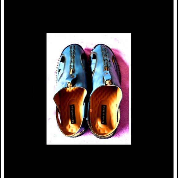 Sandals_&_Flip_Flops